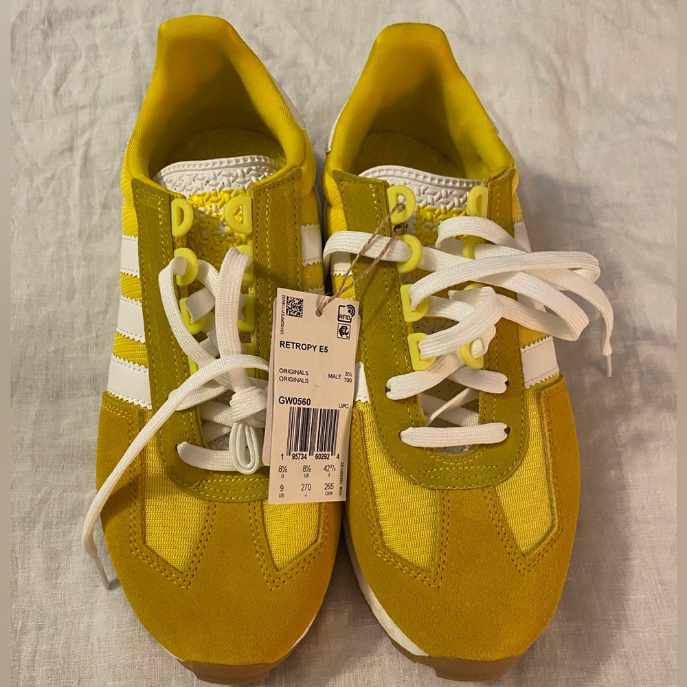 COPY - NWT Adidas Hazy Yellow Retropy E5, Men’s 9